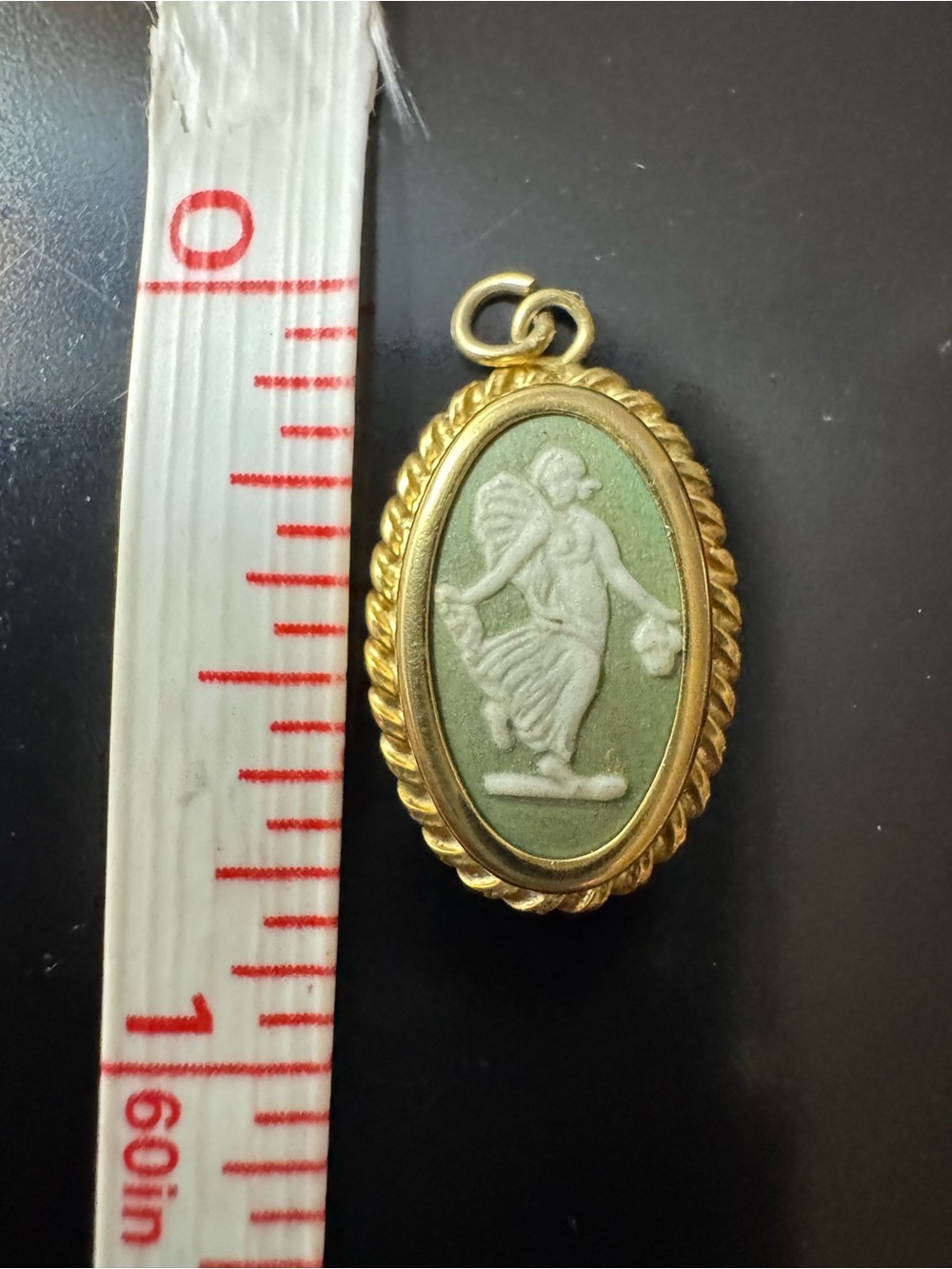 Vintage Wedgwood Jasperware Cameo Pendant - Made in England - Picture 3 of 3